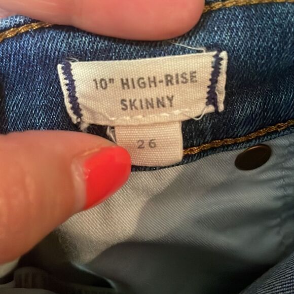 Madewell 10" High-Rise Skinny Jeans in Wendover Wash: TENCEL™ Denim Edition - Picture 7 of 8